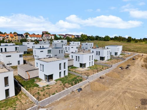 DJI-20250822134857-0129-D